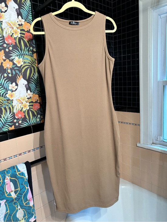 Dresses & Skirts - Sleeveless Tan Bodycon Dress